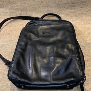 Perlina New York Leather Backpack! 🎒 Used!